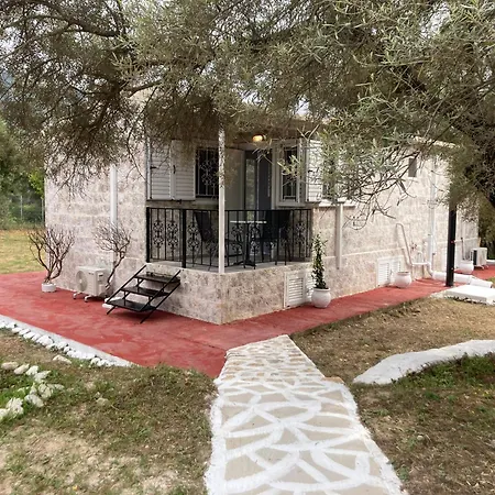 Holiday home Helios House Mikros Gialos