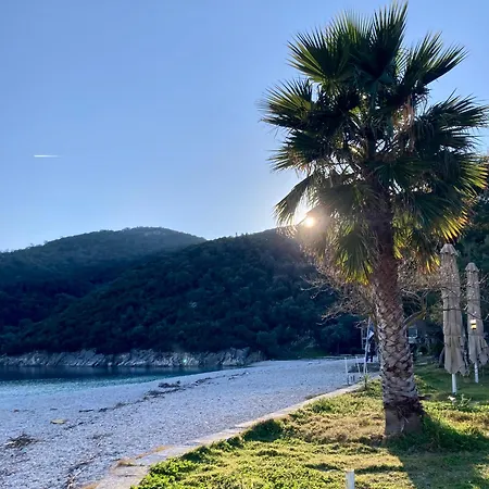 Holiday home Helios House Mikros Gialos