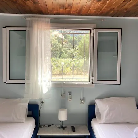 Ferienhaus Helios House Mikros Gialos